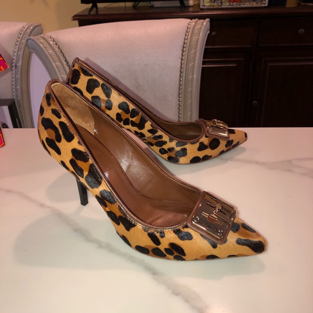 Tory Burch pony hair leopard pumps fits 8.5M